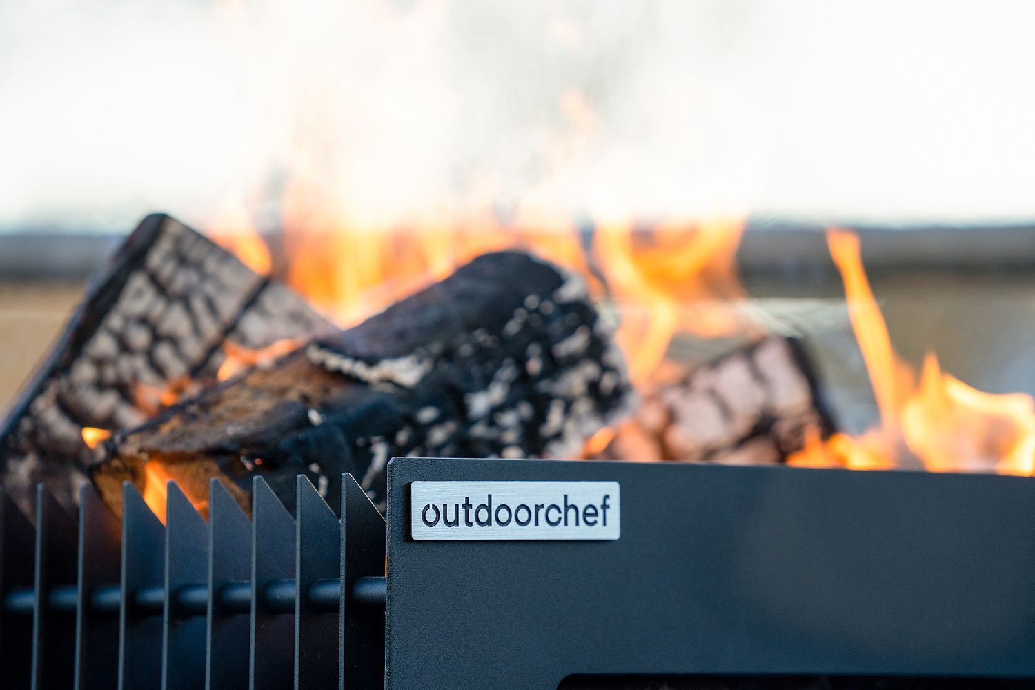 Outdoorchef Firepit Feuerstelle und Holzkohlegrill – Bild 6