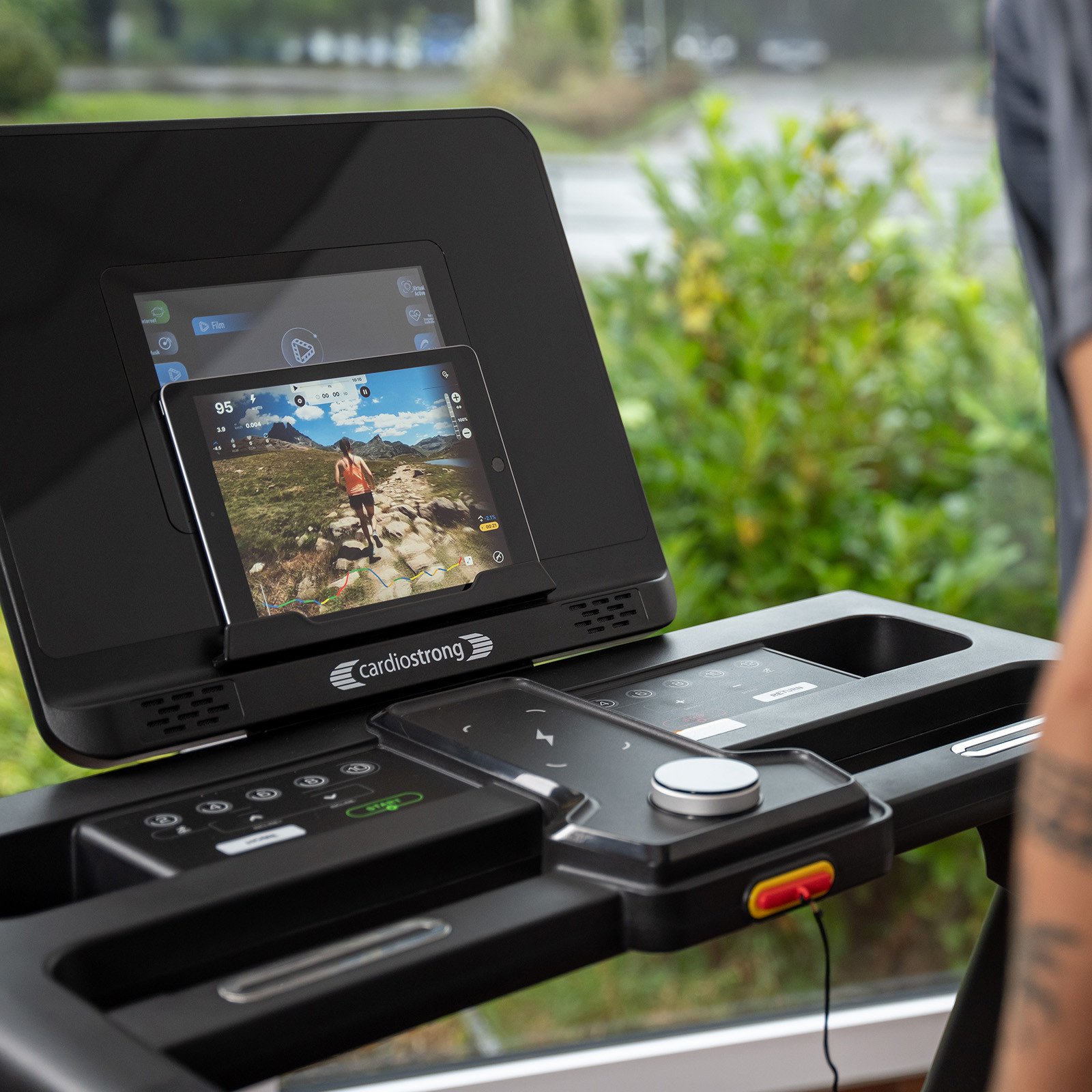 cardiostrong Laufband TX50 – Bild 5