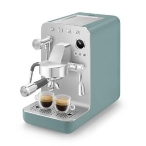 Smeg EMC02EGMEU Minipro Espressomaschine Plastic mit Schnellem Aufheizen