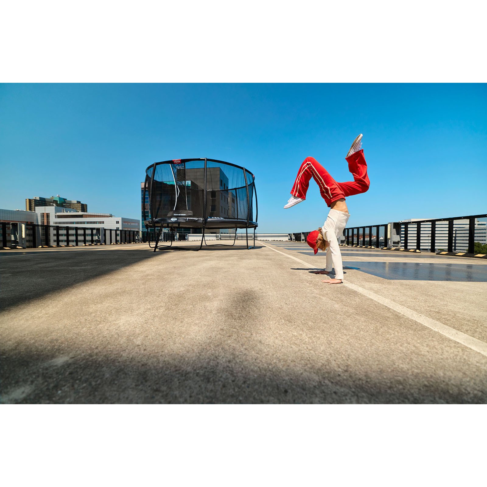 Berg Trampolin Ultim Champion Regular inkl. Sicherheitsnetz Deluxe AirFlow Pro – Bild 2